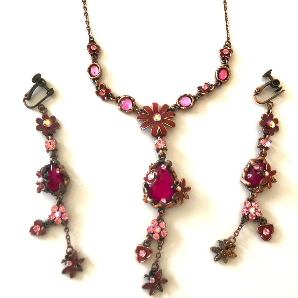 💖Fashionable Jewellery - Necklace & Clip On Earring Set